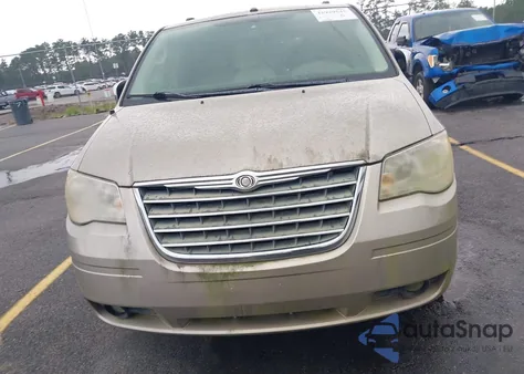 2009 Chrysler Town & Country Touring from USA, damaged, VIN 2A8HR54X29R607462